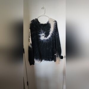 Torrid Black and White Tie-Dye Sweatshirt